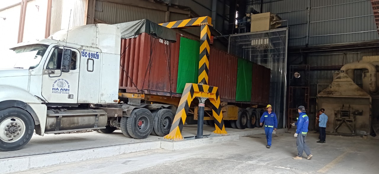 Truck dumper unloading for ANT feeds factory at Hai Duong provine in Vietnam